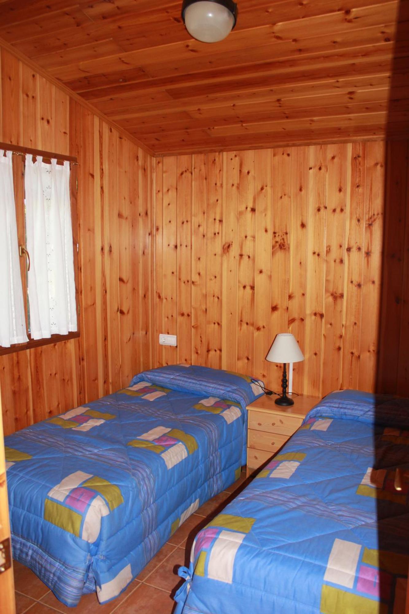 Camping Valle De Tena Sabiñánigo Екстериор снимка
